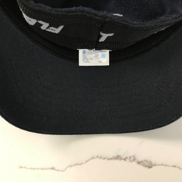 The North Face Ball Cap Hat Navy Blue Wool Flex Fit Unisex - Picture 5 of 7